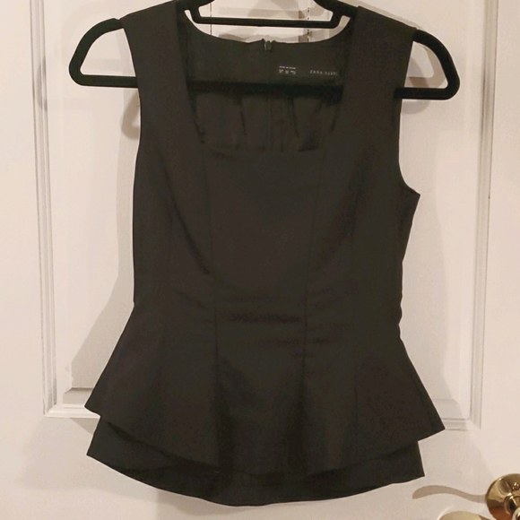Zara Basic Sleveless Peplum Top - Picture 1 of 3